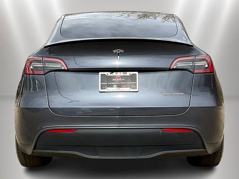 Used 2023 Tesla Model Y Performance AWD/4WD image 5
