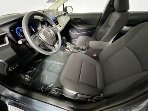 Used 2026 Toyota Corolla LE FWD image 15