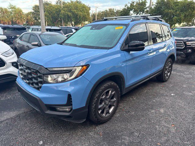 Used 2024 Honda Passport TrailSport image 1