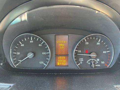 Used 2016 Mercedes-Benz Sprinter 3500 image 41