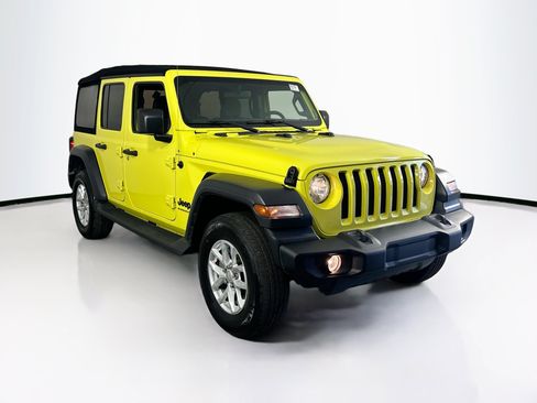 Used 2023 Jeep Wrangler Unlimited Sport AWD/4WD image 3