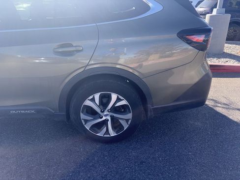 Used 2021 Subaru Outback Limited image 5