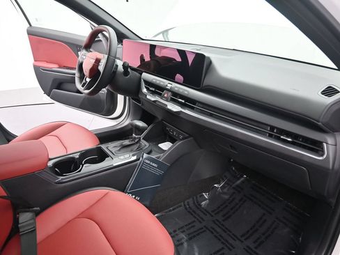 Certified 2025 Kia K4 GT-Line w/ GT-Line Premium Package FWD image 21