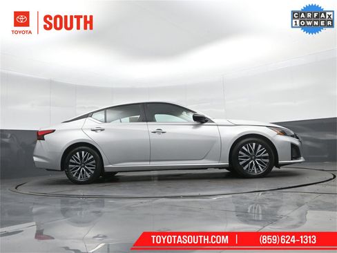 Used 2025 Nissan Altima 2.5 SV image 36
