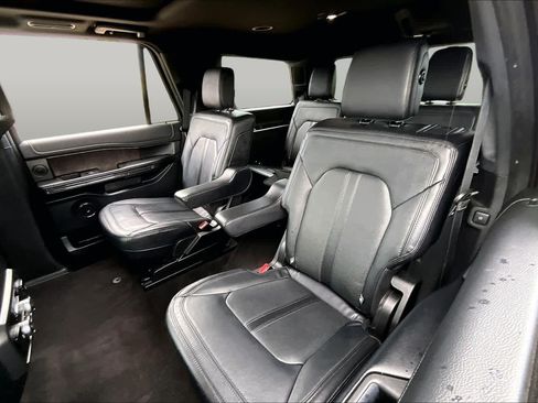 Used 2019 Ford Expedition Limited w/ Texas Edition Package RWD image 20