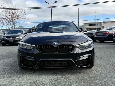 Used 2018 BMW M4 Convertible w/ Competition Package image 2