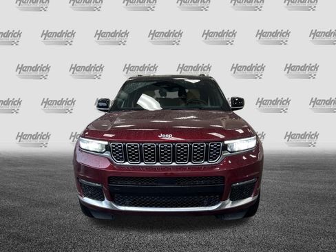 Used 2024 Jeep Grand Cherokee L Summit AWD/4WD image 3
