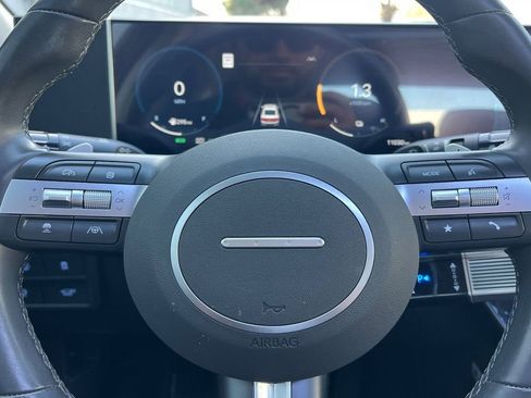 Used 2025 Hyundai Sonata Limited image 23