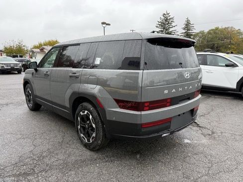 New 2026 Hyundai Santa Fe SE image 5