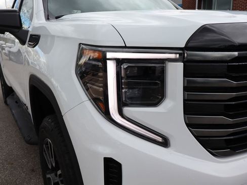 Used 2026 GMC Sierra 1500 AT4 w/ AT4 Premium Package AWD/4WD image 5