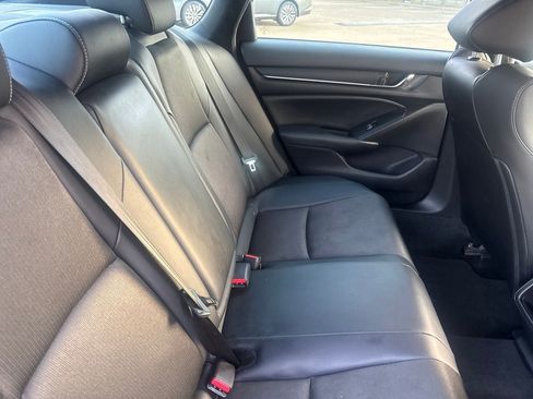 Used 2022 Honda Accord Sport image 29