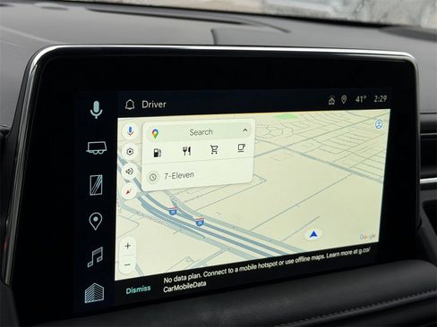 Used 2024 Chevrolet Tahoe Z71 w/ Luxury Package image 17