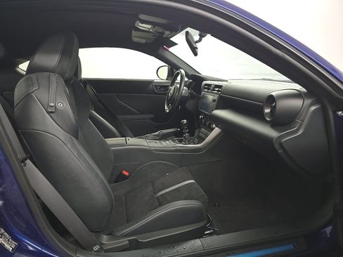 Used 2023 Toyota GR86 Premium RWD image 8