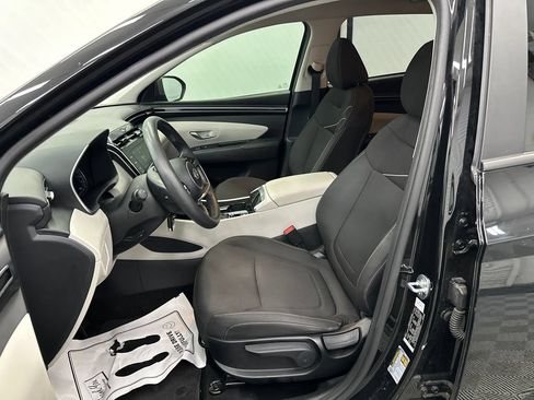 Used 2023 Hyundai Tucson SE FWD image 9