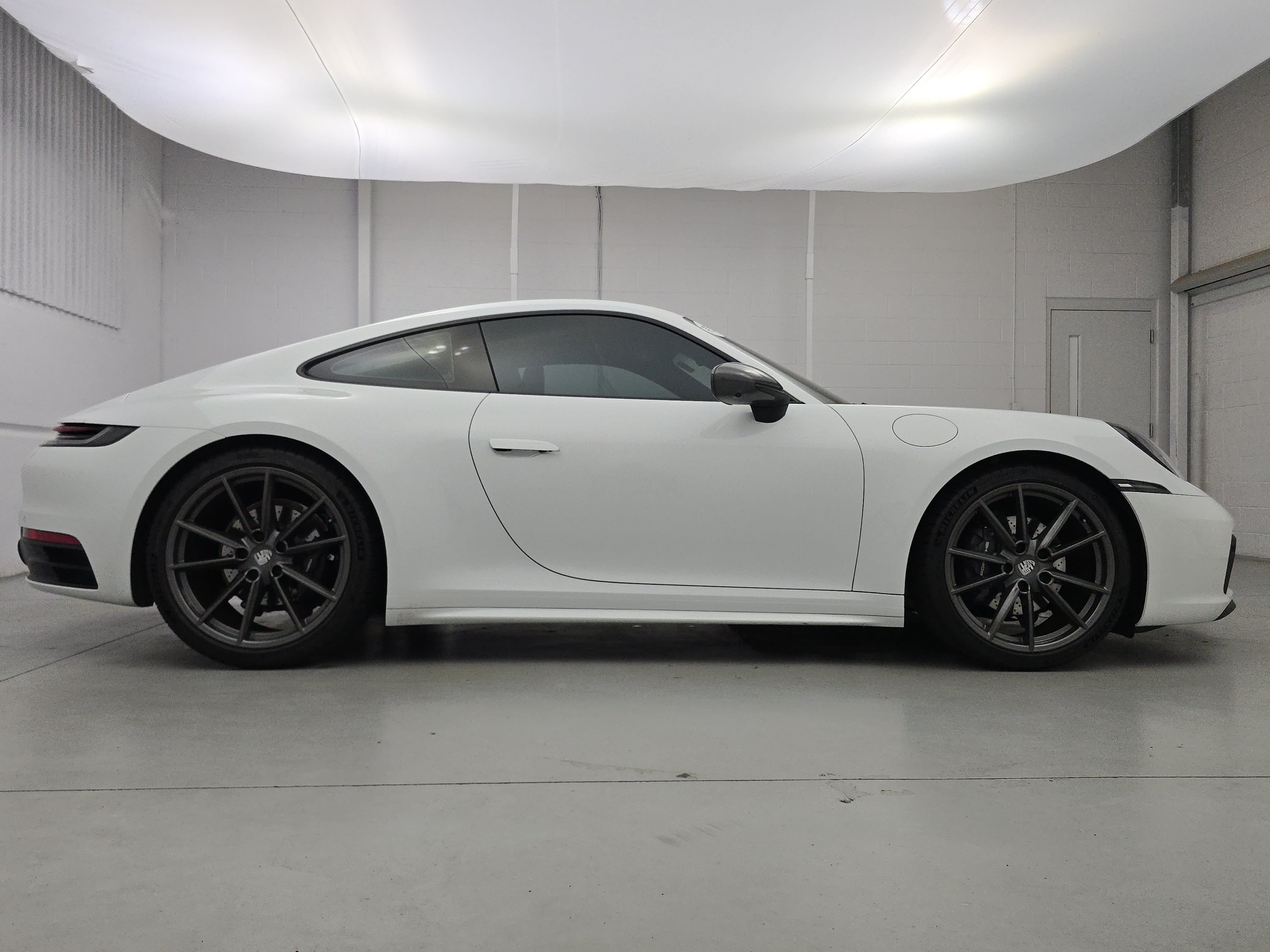 Certified 2023 Porsche 911 Carrera T RWD image 8