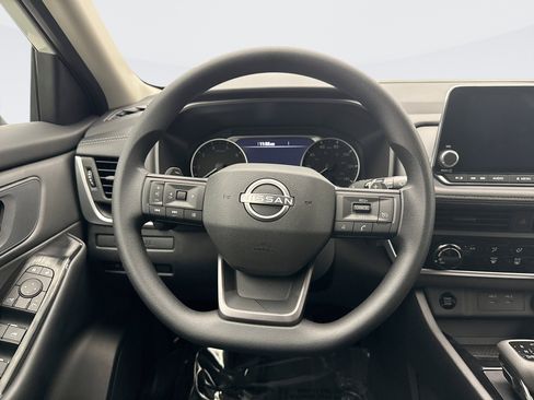 Used 2026 Nissan Rogue S image 12