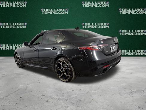 Used 2025 Alfa Romeo Giulia AWD image 8