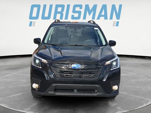 Used 2023 Subaru Forester Premium image 8