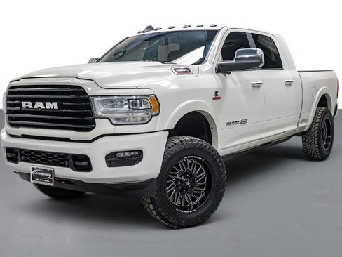 Used 2022 RAM 3500 Limited AWD/4WD image 5