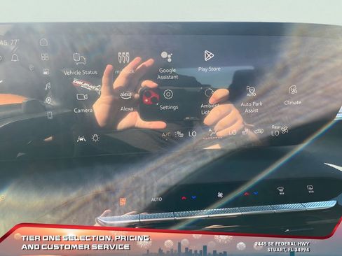 New 2025 Buick Enclave Sport Touring w/ Super Cruise Package image 20