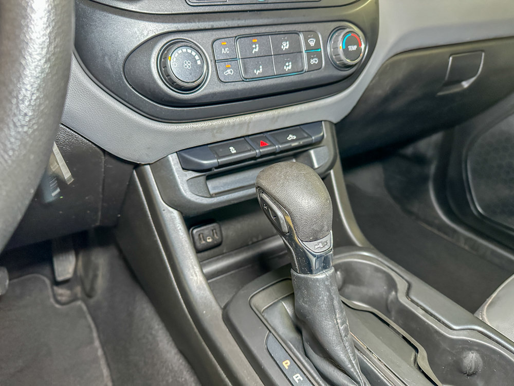 Used 2022 Chevrolet Colorado W/T AWD/4WD image 29