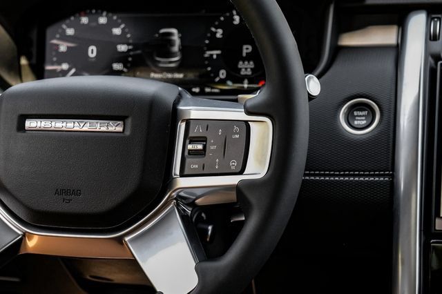 New 2026 Land Rover Discovery Limited Edition AWD/4WD image 24