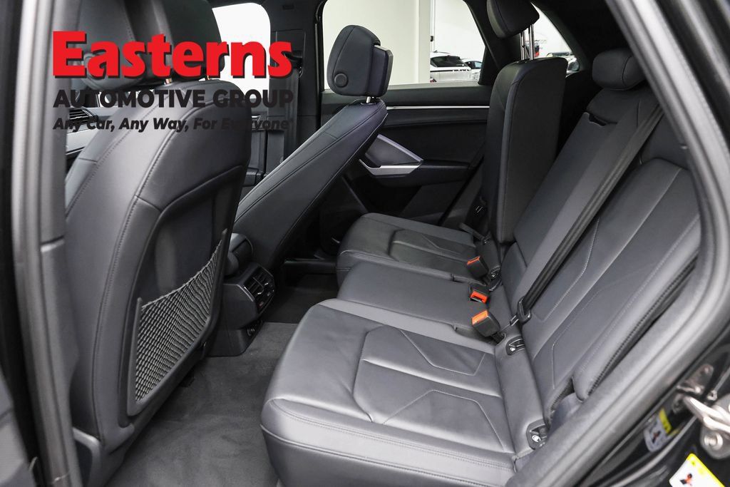 Used 2025 Audi Q3 2.0T Premium AWD/4WD image 21