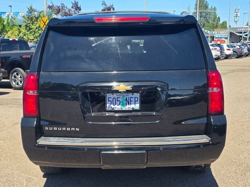 Used 2015 Chevrolet Suburban LTZ AWD/4WD image 9