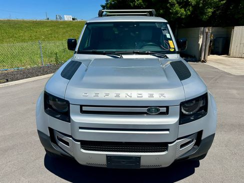 Used 2024 Land Rover Defender 130 S AWD/4WD image 2
