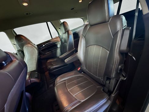 Used 2013 Buick Enclave Leather w/ Trailering Provision Package image 27
