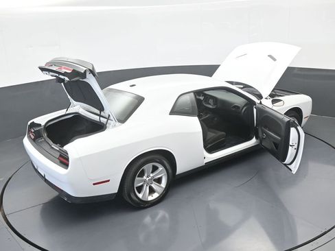 Used 2023 Dodge Challenger SXT image 61