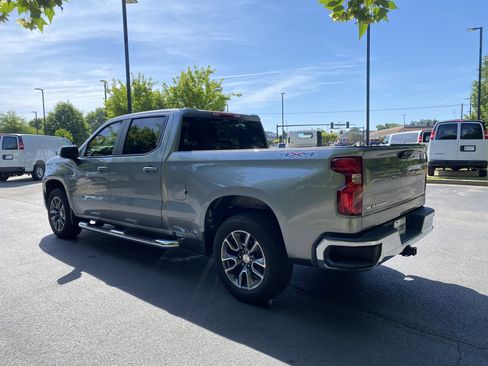 Used 2025 Chevrolet Silverado 1500 LT AWD/4WD image 7
