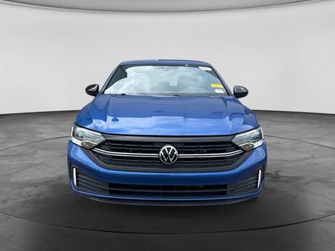 Used 2024 Volkswagen Jetta Sport FWD image 4