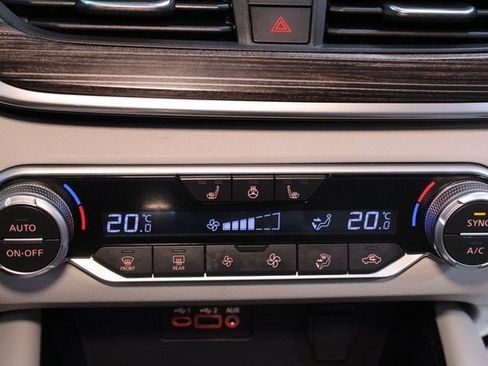 Used 2020 Nissan Altima 2.5 Platinum image 23