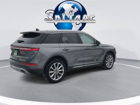 Used 2022 Lincoln Corsair AWD w/ Premium Package image 9