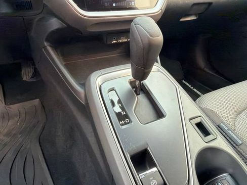 Used 2024 Subaru Crosstrek 2.0i Premium AWD/4WD image 18