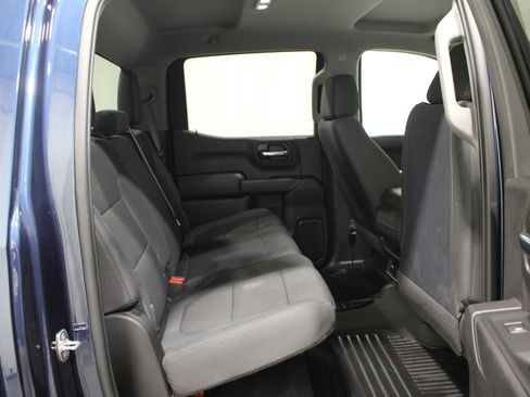 Used 2019 Chevrolet Silverado 1500 Custom Trail Boss AWD/4WD image 20