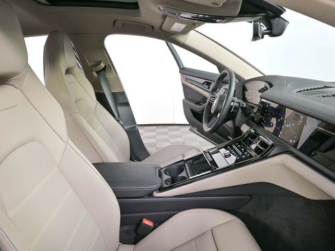 New 2026 Porsche Panamera image 21