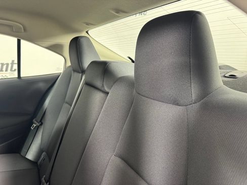 Used 2025 Toyota Corolla LE FWD image 27