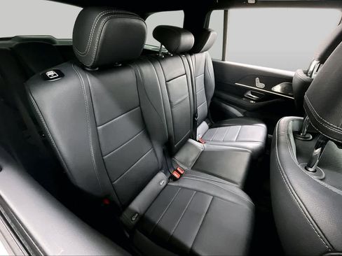Certified 2025 Mercedes-Benz GLS 450 4MATIC image 19