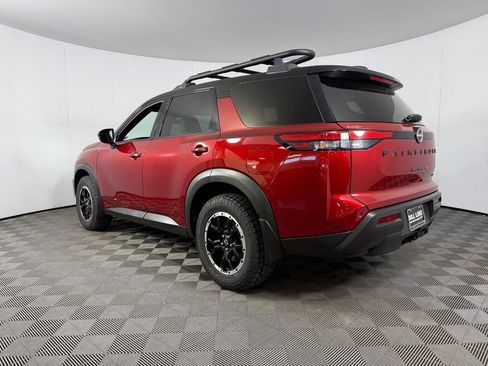 Used 2024 Nissan Pathfinder Rock Creek AWD/4WD image 10