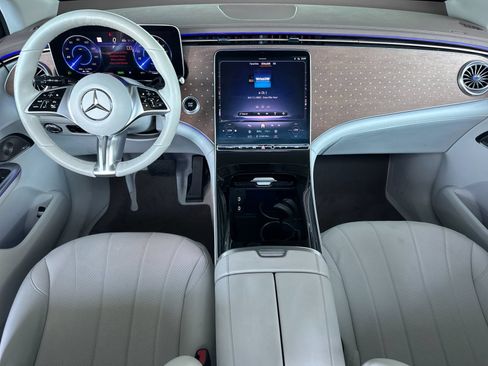 Used 2023 Mercedes-Benz EQE 350+ SUV image 15