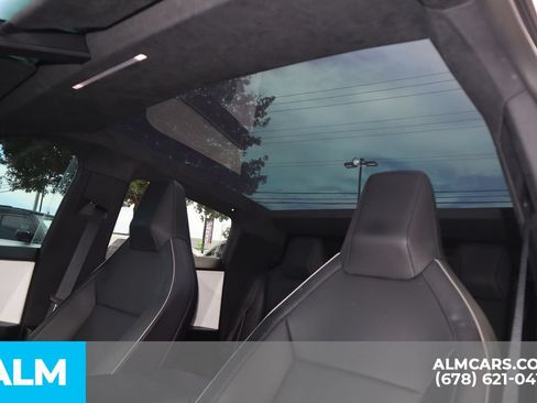 Used 2024 Tesla Cybertruck AWD Crew Cab image 15