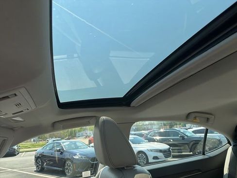 Used 2014 Lexus ES 350 w/ Luxury Package image 6