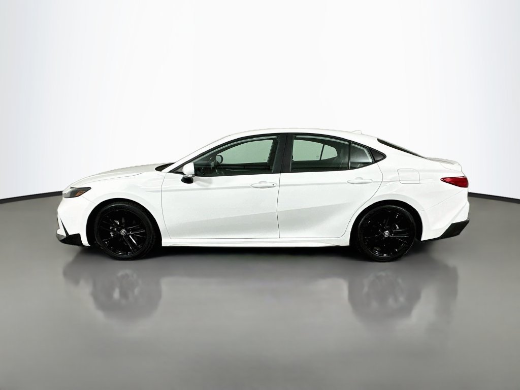 Certified 2025 Toyota Camry SE FWD image 8