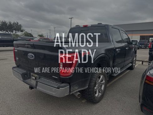 Certified 2021 Ford F150 XLT w/ Equipment Group 302A High image 4