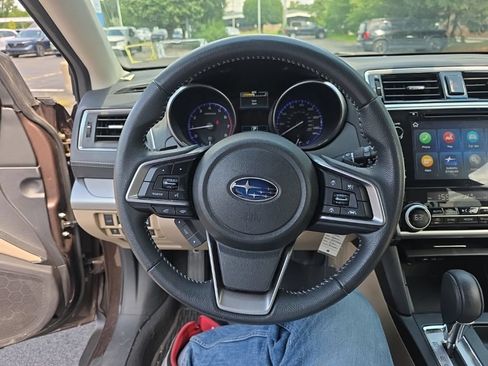 Used 2019 Subaru Outback 2.5i Premium AWD/4WD image 14