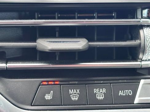 Used 2024 BMW X4 xDrive30i w/ Premium Package AWD/4WD image 34