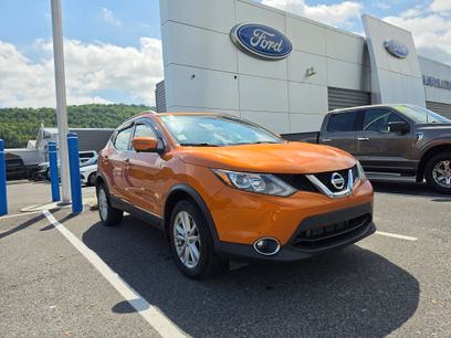 Used 2017 Nissan Rogue Sport SV w/ SV Premium Package