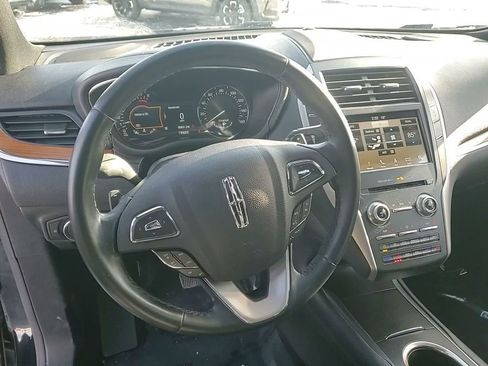 Used 2017 Lincoln MKC Reserve image 23